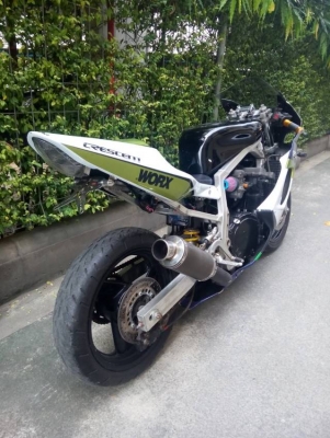 โอ บางนา ขาย gsxr750 สำเนาทะเบียน ราคาเบาๆ 67500 บาท โอ บางนา ขาย gsxr750 สำเนาทะเบียน ราคาเบาๆ 67500 บาท