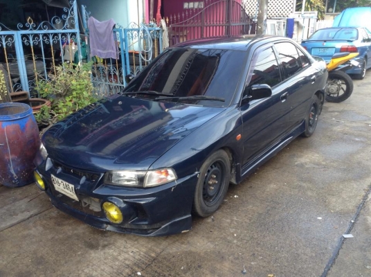 ขายครับ มิตซูบิชิ แลนเซอร์ ท้ายเบ๊น ปี96 ไฟฟ้า เครื่องดี เกียร ออโต้ดีมาก แอรหนาว ภายในสะอาด สีพอได้ ช่วงล่างดีมาก วิ่งไกลสบาย พร้อมใช้ 69000 กอล์ฟครับ 085-359-4089 ดูรถสายไหม วงศกรครับ