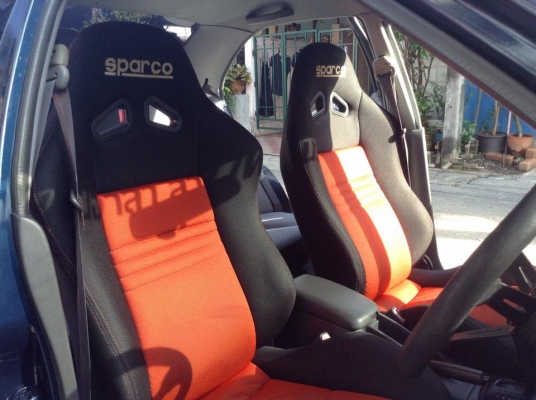 ขายครับ มิตซูบิชิ แลนเซอร์ ท้ายเบ๊น ปี96 ไฟฟ้า เครื่องดี เกียร ออโต้ดีมาก แอรหนาว ภายในสะอาด สีพอได้ ช่วงล่างดีมาก วิ่งไกลสบาย พร้อมใช้ 69000 กอล์ฟครับ 085-359-4089 ดูรถสายไหม วงศกรครับ