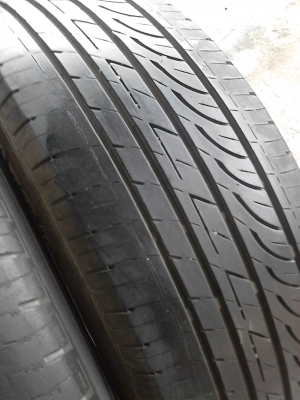 205/60R16 BRIDGESTONE TURANZA GR90   ปี2012  ไม่มีปะ  มี 2 เส้น  TEL.081-427-3941