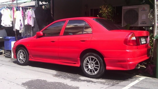 ขายท้ายเบนซ์CK5 1.8ออโต้+LPGหัวฉีด แอร์ดิจิตอลล้อแม็กABSชุดแต่งรอบคัน