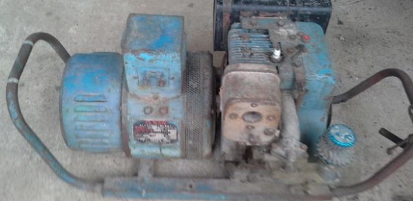 เครื่องปั่นไฟ 2 โล