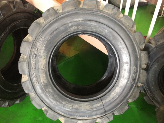 ขายยางมือสอง