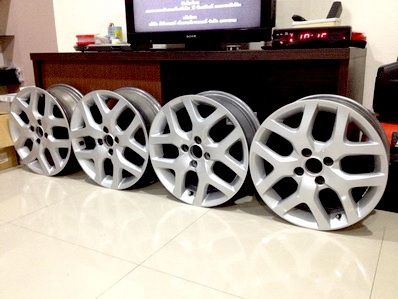 แม็กซ์16นิ้วรุ่นก้านตัว Y 4รู100 6นิ้ว แท้ ฝากลางมีให้ครบ ไม่คดไม่ดุ้ง ตจว ส่งได้ครับ