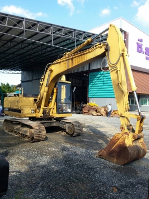 รถขุด CATERPILLAR รุ่น E120B