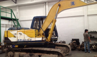 รถขุด KOBELCO รุ่น SK120