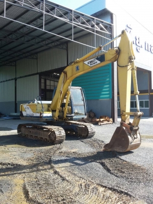รถขุด KOBELCO รุ่น SK120
