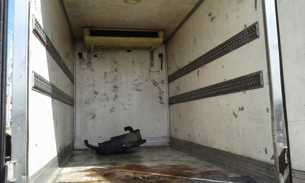 ขายตู้ห้องเยน บรรทุกใส่4ล้อกลาง