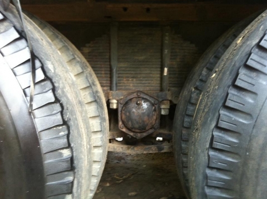 ขาย 10 ล้อ หัวยาวเพลาเดียว ช่วงล่างใหญ่ คานหน้าร็อกกี้ เบรคลมดัน