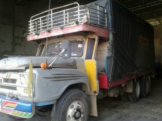 ขาย 10 ล้อ หัวยาวเพลาเดียว ช่วงล่างใหญ่ คานหน้าร็อกกี้ เบรคลมดัน