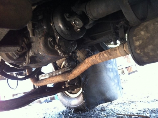 ขาย 10 ล้อ หัวยาวเพลาเดียว ช่วงล่างใหญ่ คานหน้าร็อกกี้ เบรคลมดัน