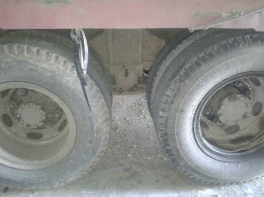 ขาย 10 ล้อ หัวยาวเพลาเดียว ช่วงล่างใหญ่ คานหน้าร็อกกี้ เบรคลมดัน