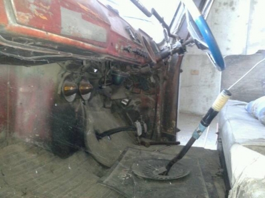 ขาย 10 ล้อ หัวยาวเพลาเดียว ช่วงล่างใหญ่ คานหน้าร็อกกี้ เบรคลมดัน