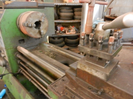 ขายเครื่องกลึงสภาพดีมากมีสามตัว เจ้าของขายเอง โทร 0899716414