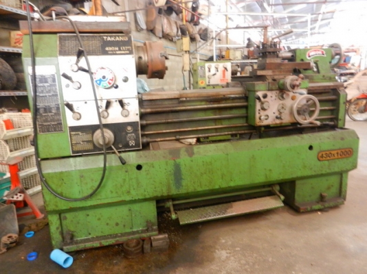 ขายเครื่องกลึงสภาพดีมากมีสามตัว เจ้าของขายเอง โทร 0899716414