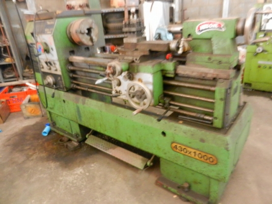 ขายเครื่องกลึงสภาพดีมากมีสามตัว เจ้าของขายเอง โทร 0899716414