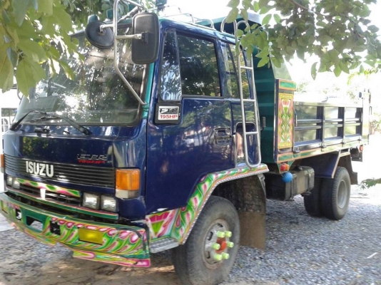 ขาย6ล้อดัมพ์ อีซูซุร็อคกี้ 195 6HE1 ต่อใหม่ เอกสารเล่มทะเบียนพร้อมโอน จัดไฟแนนซ์ได้ สภาพสวยแอร์เย็น