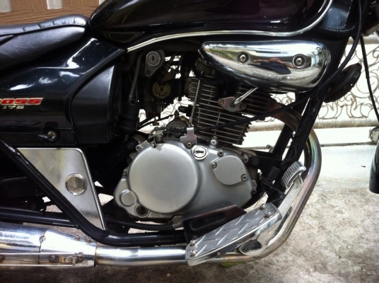 ขออนุญาติขาย KAWASAKI BOSS 175 cc. แต่งฮาเล่ย์ สตาร์ทมือ โอนให้ฟรีจ้า