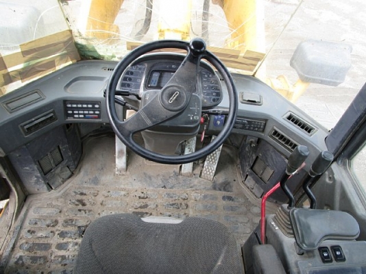 ขายรถตัก Komatsu WA500-3 ขายรถตัก Komatsu WA500-3