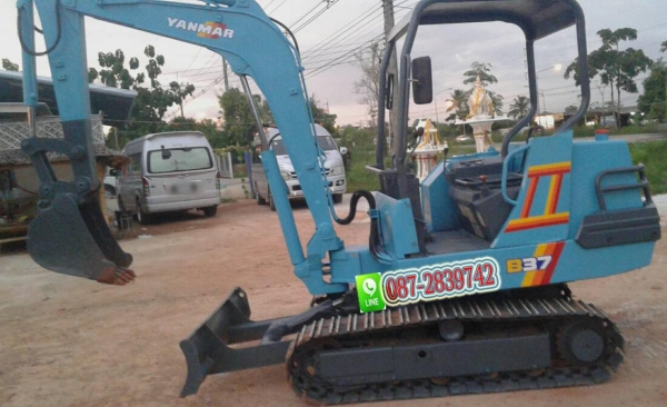 ขายรถแบคโฮ YANMAR B37