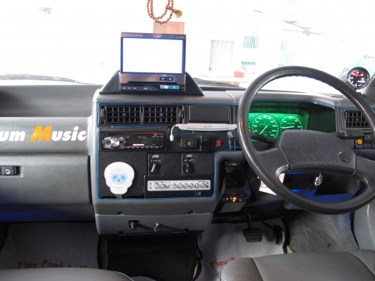 ขายรถตู้ Volkswagen  Caravelle