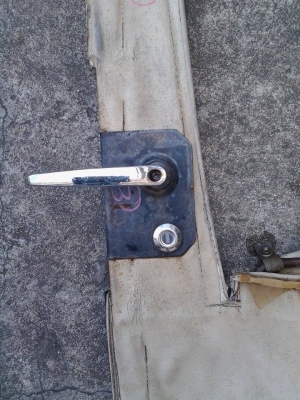 ประตูผ้าใบ Jeep J-series ตามสภาพ โครงไม่ผุ