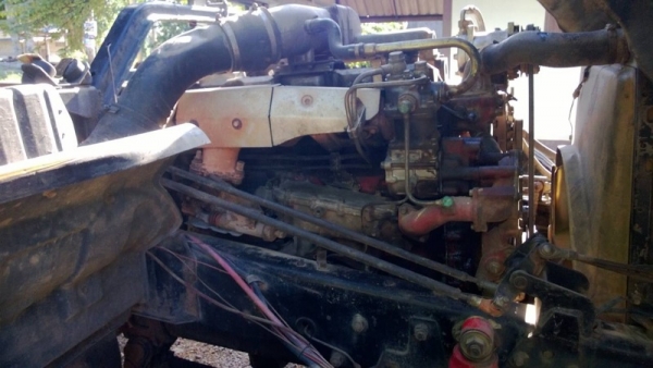 รถฮีโน่ 10 ล้อดั้ม FM3M  240 แรงม้า. ปี 39  สนใจติดต่อ 081 - 6079515