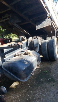 รถฮีโน่ 10 ล้อดั้ม FM3M  240 แรงม้า. ปี 39  สนใจติดต่อ 081 - 6079515