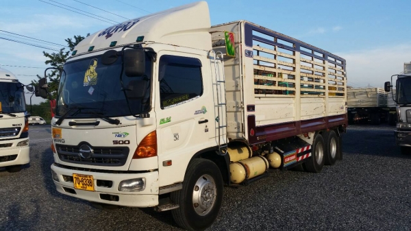 HINO.FL.1.J.เเก๊ซCNG.แท้ห้าง.260เเรง.รถปี2010กระบะยาว..7.50เมตรสภาพพร้อมใช้