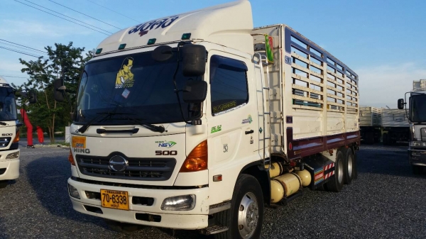 HINO.FL.1.J.เเก๊ซCNG.แท้ห้าง.260เเรง.รถปี2010กระบะยาว..7.50เมตรสภาพพร้อมใช้