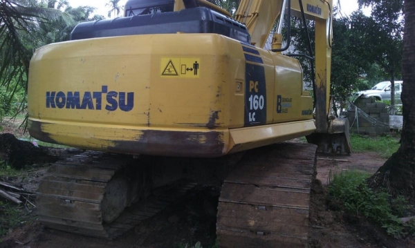 รถแบคโฮ  KOMATSU  PC 160 - 8  ( รถทำงาน 5,xxx กม. )  สนใจติดต่อ 081 - 6079515