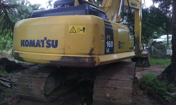 รถแบคโฮ  KOMATSU  PC 160 - 8  ( รถทำงาน 5,xxx กม. )  สนใจติดต่อ 081 - 6079515
