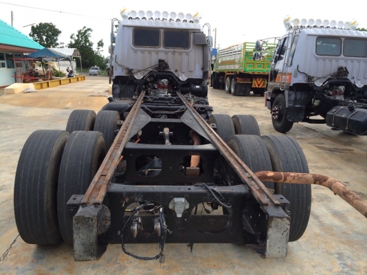 ขายด่วนสิบล้อหัวคัสซี1Jสมอเงิน ปี44 คัสซีสวยทั้งเส้น รถเดิมบาง## จัดแนนซ์ได้