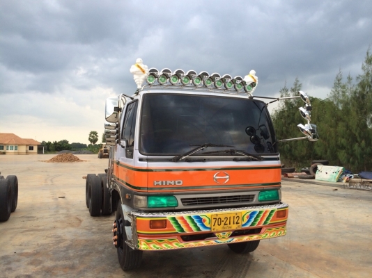 ขายด่วนสิบล้อหัวคัสซี1Jสมอเงิน ปี44 คัสซีสวยทั้งเส้น รถเดิมบาง## จัดแนนซ์ได้