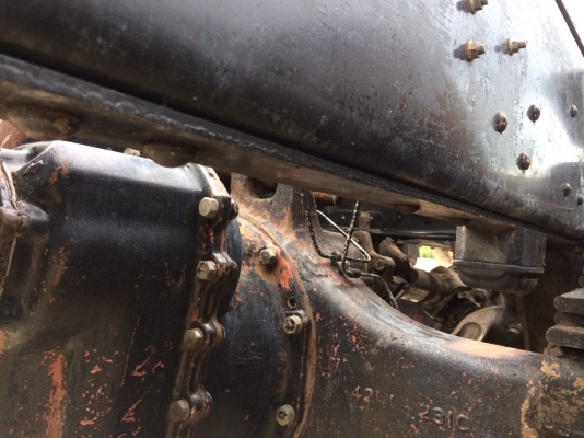 ขายด่วนสิบล้อหัวคัสซี1Jสมอเงิน ปี44 คัสซีสวยทั้งเส้น รถเดิมบาง## จัดแนนซ์ได้