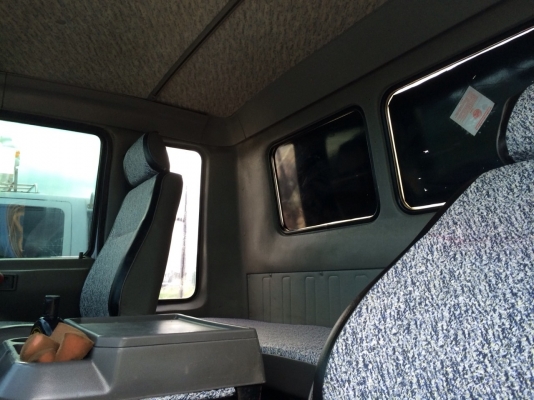 ขายด่วนสิบล้อหัวคัสซี1Jสมอเงิน ปี44 คัสซีสวยทั้งเส้น รถเดิมบาง## จัดแนนซ์ได้