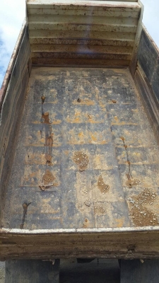 รถฮีโน่ 6  ล้อดั้ม  220 แรงม้า. ปี 50  ( รถวิ่ง 1xx,xxx กม. )  สนใจติดต่อ  081 - 6079515