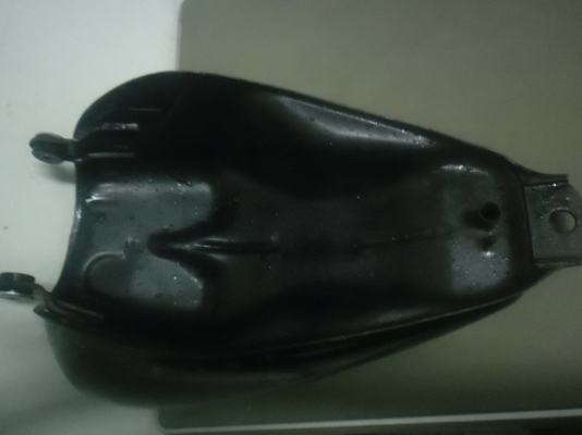 ขายถังฮอนด้า 4สูบ  สภาพสวยๆไม่ผุครับ