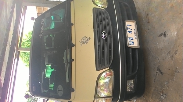 ขายtoyota hiace ดีเชล 3000 ปี2003