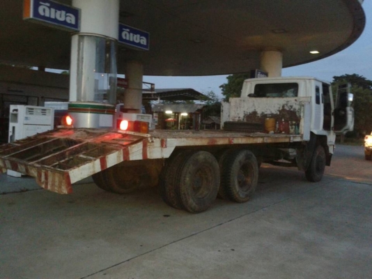 ขาย10ล้อลากแบ็คโค200 นิสสัน UDปี38 สภาพพร้อมใช้งานเอกสารเล่มทะเบียนพร้อมโอน จัดไฟแนนซ์ได้ พ.เพาเวอร์ เครื่องดี แชชซีสวย จัดไฟแนนซ์ได้ 380,00-400,000