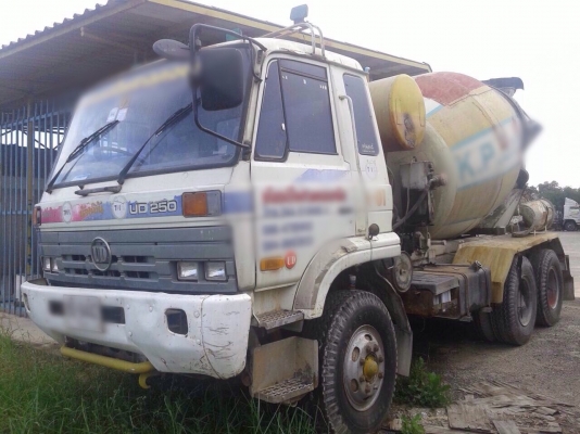 ขายรถสิบล้อโม่ปูน NISSAN CW430 เครื่อง 230 แรง โม่ 6 คิว ขายรถสิบล้อโม่ปูน NISSAN CW430 เครื่อง 230 แรง โม่ 6 คิว