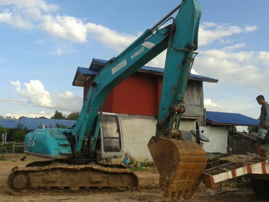 ขายรถขุดแบ็ค SK200-5 SUPER มาร์คไฟว์ซุปเปอร์ ไฟฟ้าเต็ม เก่านอก2ปี เอกสารเล่มทะเบียน สภาพเดิมสวย แอร์เย็น สภาพพร้อมลุยงานเก่านอกใช้งาน2ปี จัดไฟแนนซ์ได้