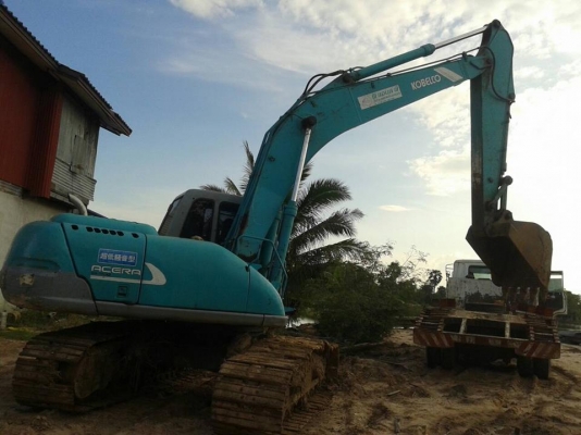 ขายรถขุดแบ็ค SK200-5 SUPER มาร์คไฟว์ซุปเปอร์ ไฟฟ้าเต็ม เก่านอก2ปี เอกสารเล่มทะเบียน สภาพเดิมสวย แอร์เย็น สภาพพร้อมลุยงานเก่านอกใช้งาน2ปี จัดไฟแนนซ์ได้