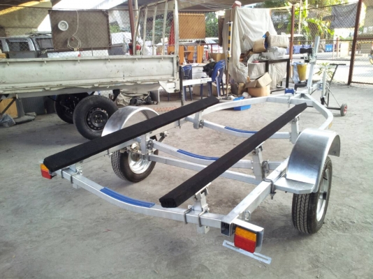 ห่างลากเรือ 14 ฟุต GT Trailer ห่างลากเรือ 14 ฟุต GT Trailer