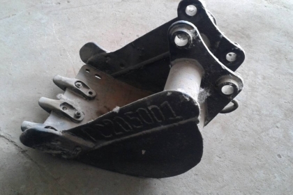 บุ้งกี่ 2 ลูก  เหมารวม  8500 บาท