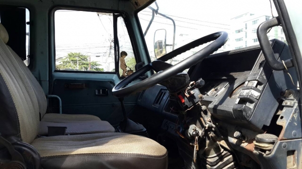 สิบล้อisuzu