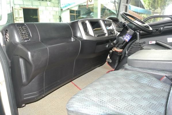 HINO  FC9J  มือหนึ่งออกห้าง