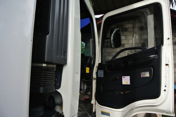 HINO  FC9J  มือหนึ่งออกห้าง