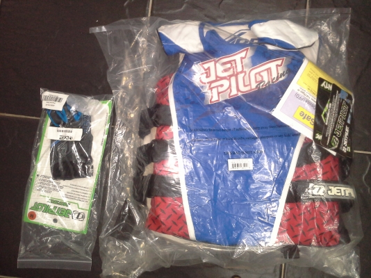 แฮนด์&amp;ปลอกแฮนด์&amp;คันเร่ง riva