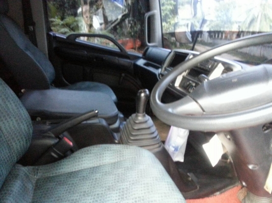 รถฮีโน่ 6 ล้อดั้ม 175 แรงม้า. ปี 54  ( รถวิ่ง 11x,xxx กม. )  สนใจติดต่อ 081 - 6079515